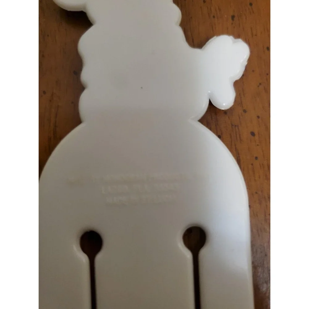 Disney Minnie Mouse Paper Clip Bookmark Plastic Disneyana USA Vintage